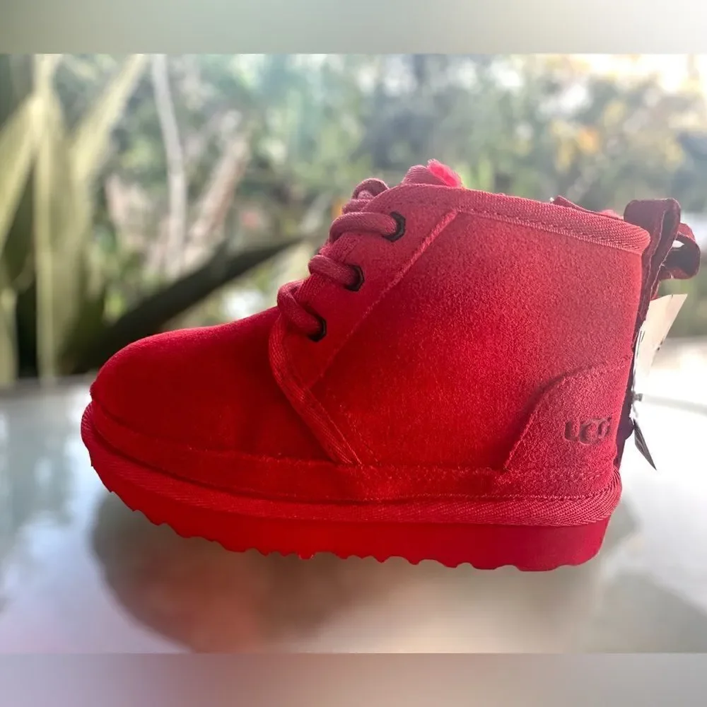UGG Neumel II Toddler Shearling Chukka Winter Boot Red Size 9 NEW